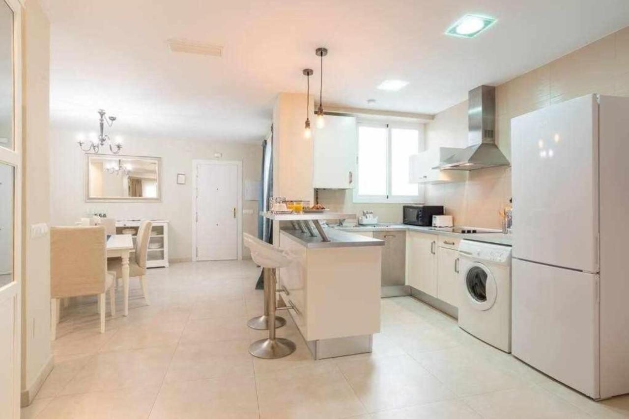 Apartamento Premium Junto A Catedral Málaga Dış mekan fotoğraf